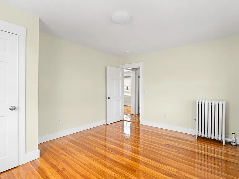 43 Wentworth St #1 — Photo 9