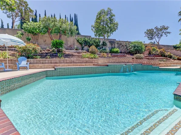 267 N Bobwhite Way, Orange, CA 92869