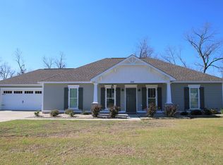 329 Buck Run Dr, Leesburg, GA 31763