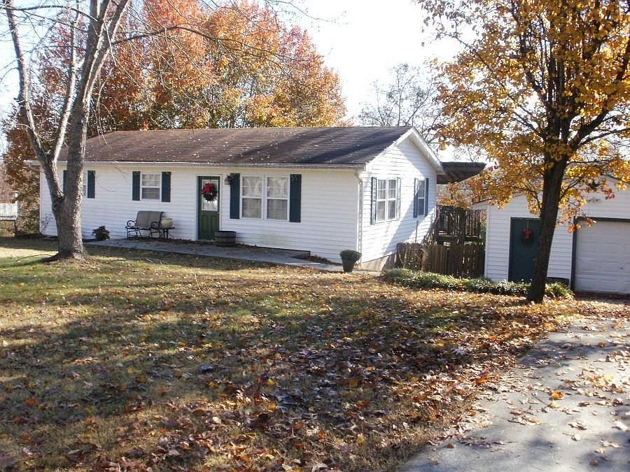 3 bedroom 1.5 bath