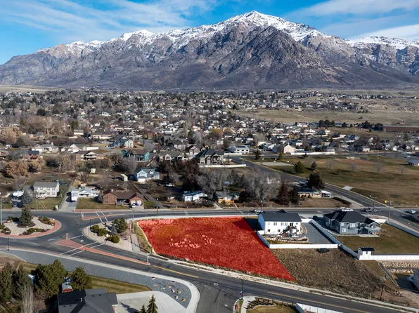 641 W Elberta Dr, Pleasant View, UT 84414