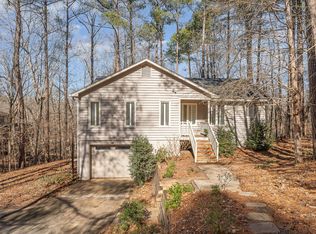 25 Sandstone Ridge Dr, Durham, NC 27713