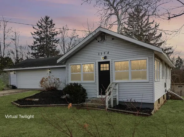 N1174 Rosewood Dr, Genoa City, WI 53128