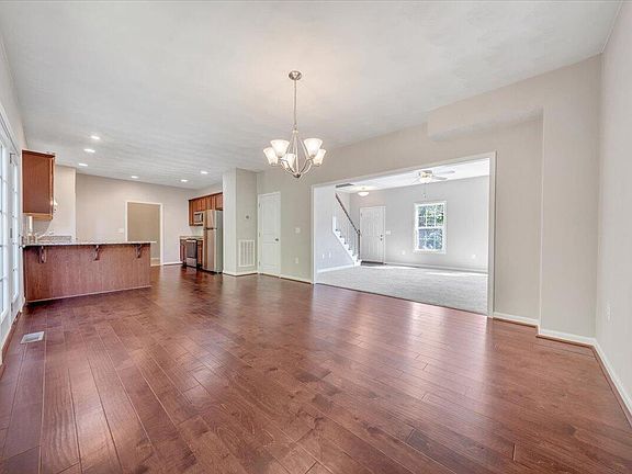 5th image of 4320 William Ct