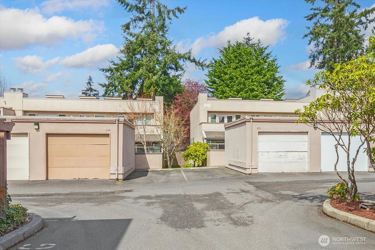 8227 212th Street SW #203 photo 1