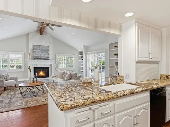 17821 Quintana Ln, Huntington Beach, CA 92647