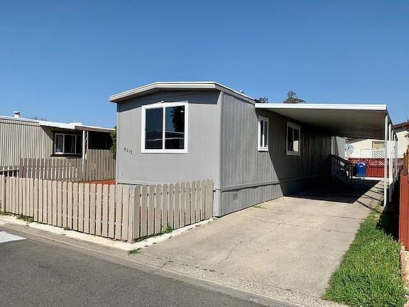 3rd image of 8217 Tiki Ln