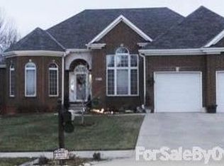 6311 N Monroe Ave, Gladstone, MO 64119