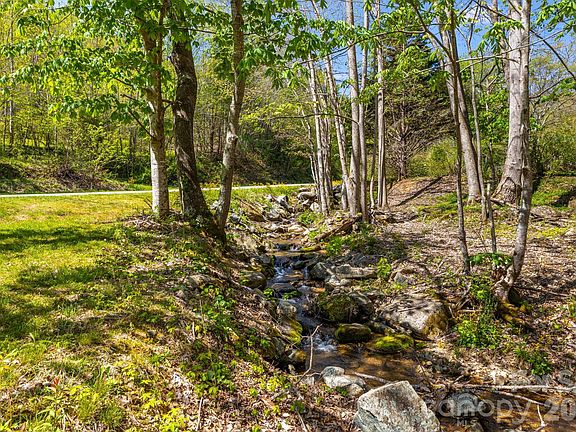 2nd image of 874 & 888 Bluff Mountain Rd