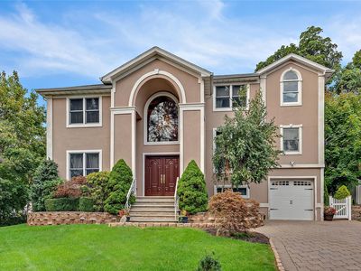 2 Dorchester Drive, Yonkers, NY, 10710