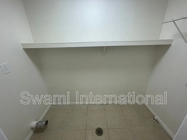 5010 S Figueroa St — Photo 29