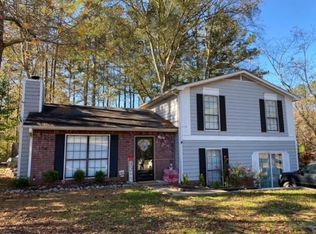 2052 Chestnut Log Dr, Lithia Springs, GA 30122