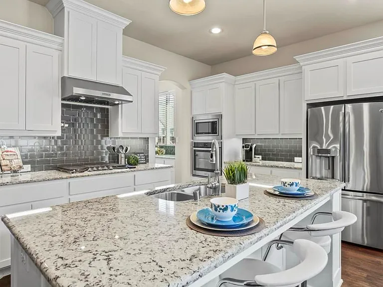 5665 Lightfoot Ln — Photo 7