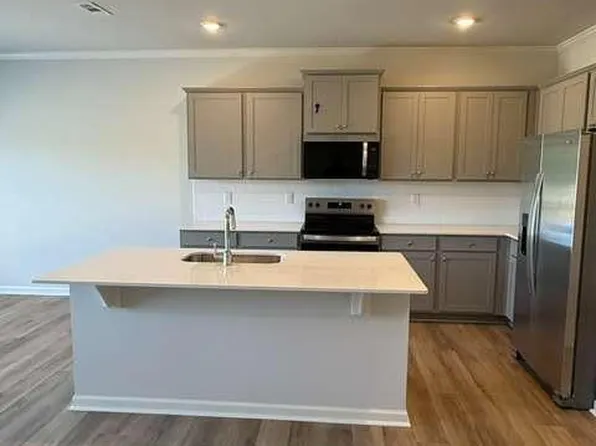 23 Berryville Dr, Dawsonville, GA 30534