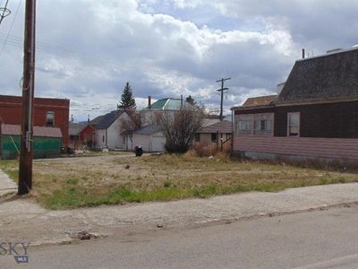 W Granite St, Butte, MT, 59701