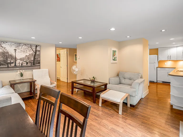 1617 W 49th Ave — Photo 11