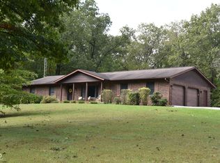 785 Deer Run, Orleans, IN 47452