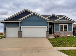 1800 S 11th St, Adel, IA 50003
