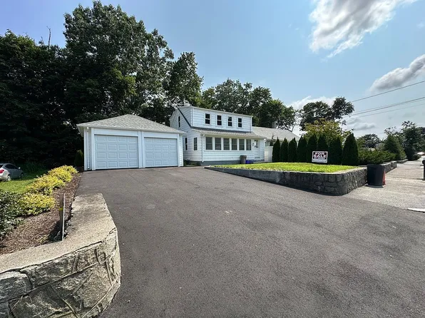 1111 Atwood Ave, Johnston, RI 02919