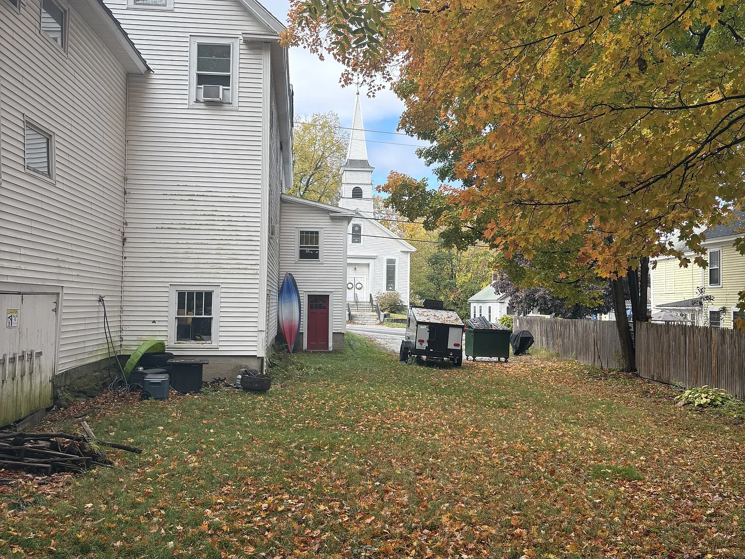 31 Maple St — Photo 3