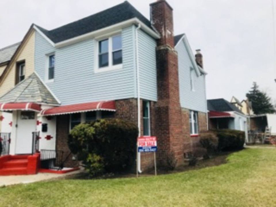 1st image of 11469 202nd St