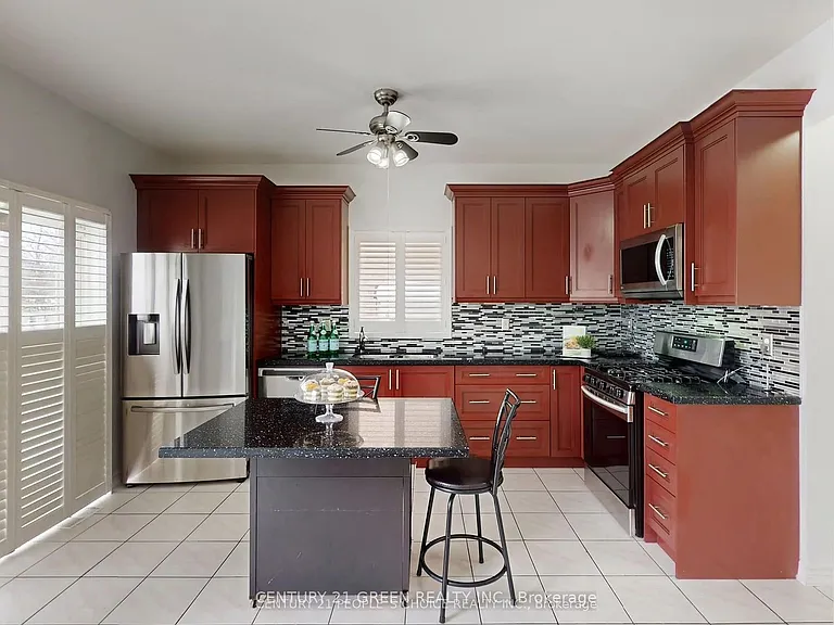 3253 Bruzan Cres #UPPER — Photo 9