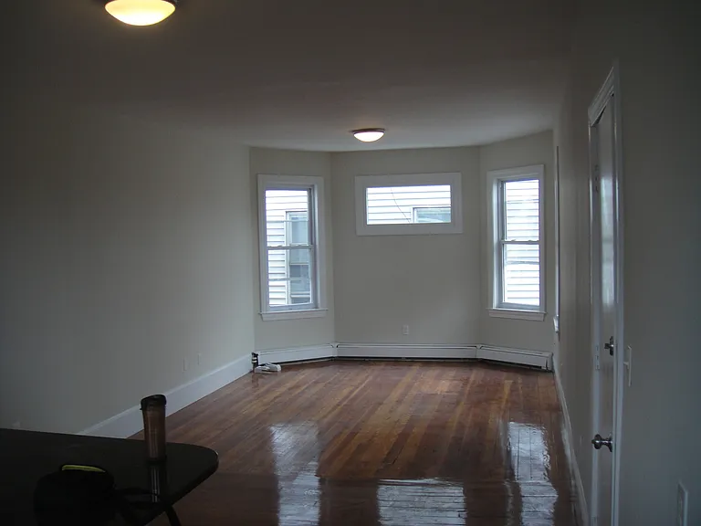 12 Wensley St #2L — Photo 5