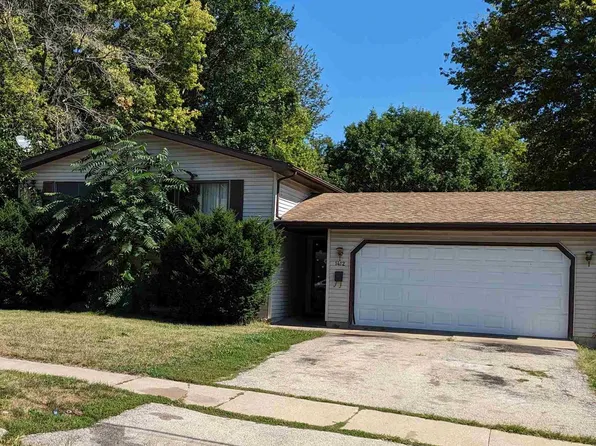 1412 S Court St, Rockford, IL 61102