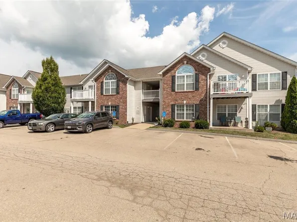 1770 Lexington Pl, Herculaneum, MO 63048