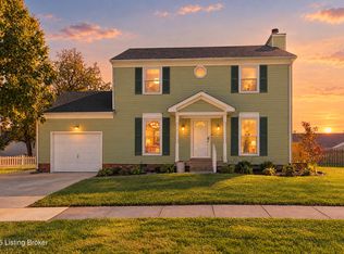 218 Rolling Ridge Way, Simpsonville, KY 40067