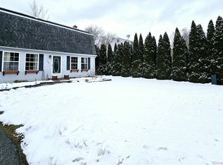 166 Colonial Rd, Plainfield, CT 06374