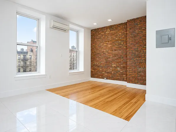 119 Albany Ave APT 2F, Brooklyn, NY 11213