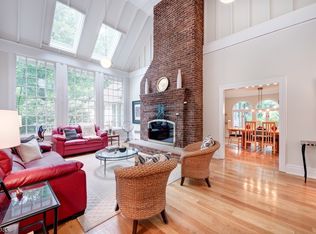 9 Ferncliff Ter, Short Hills, NJ 07078