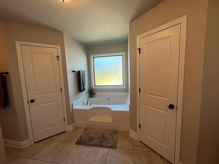 4888 Nichols Creek Rd — Photo 19