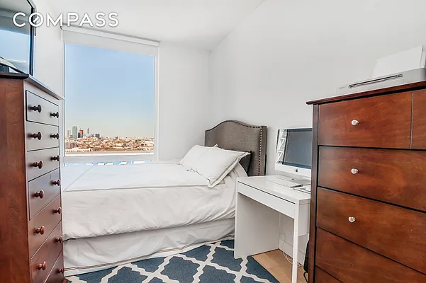 Rented by Compass | media 44