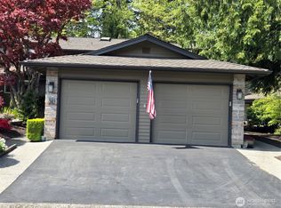 15825 Village Green Dr UNIT 14, Mill Creek, WA 98012