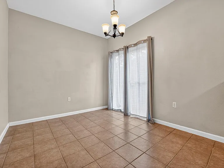 5625 Signal Point — Photo 13