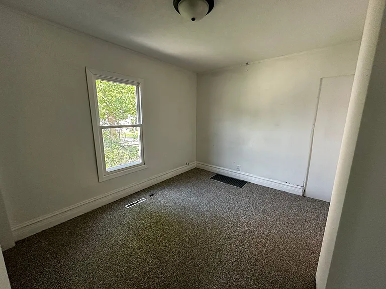 723 Shirland Ave — Photo 14
