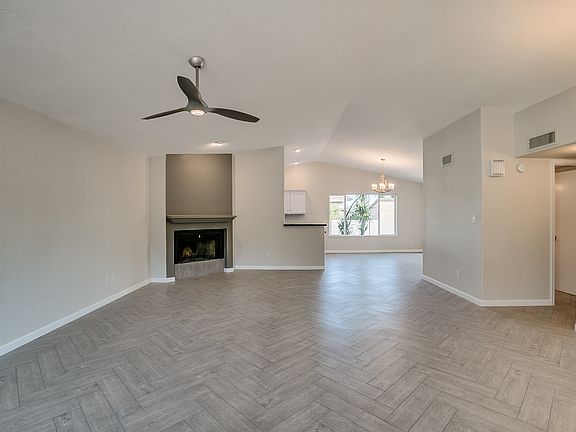 4th image of 17240 E Grande Blvd