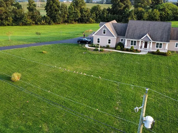 5051 Beagle Rd, Elizabethtown, PA 17022