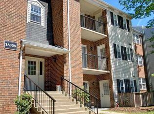 18308 Streamside Dr APT 303, Gaithersburg, MD 20879