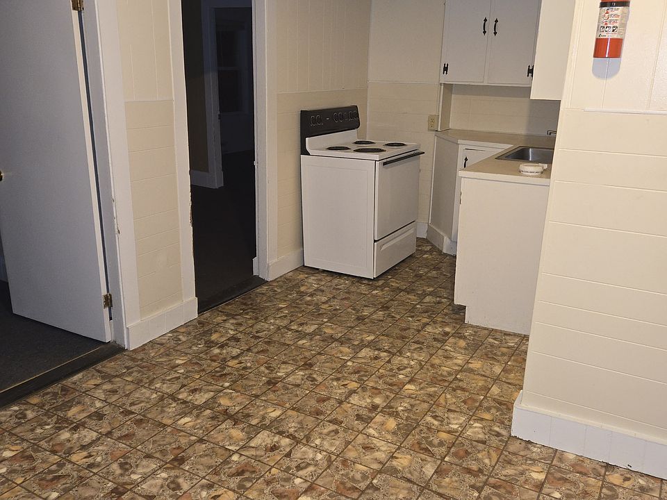 1st image of 325 Cumberland St APT 5