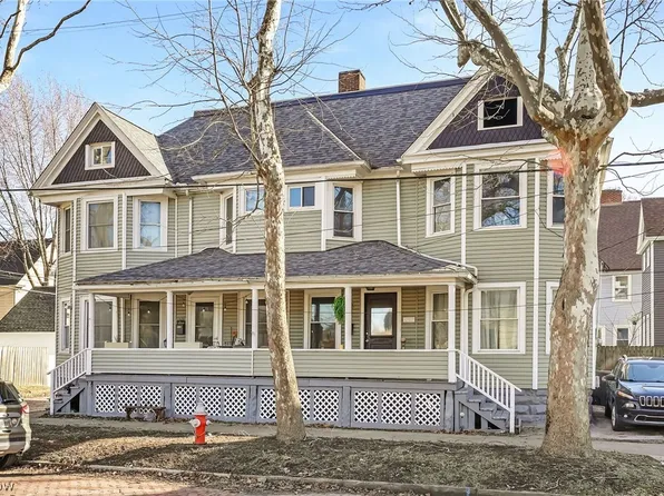 1303 Castle Ave, Cleveland, OH 44113