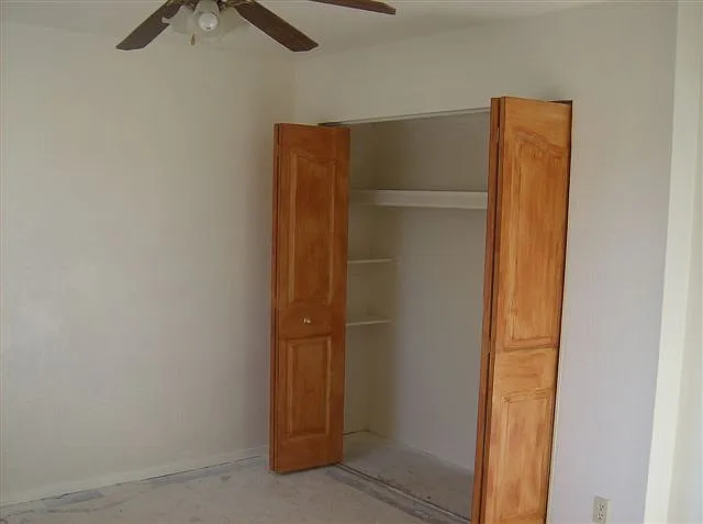 4207 N 74th Dr — Photo 11