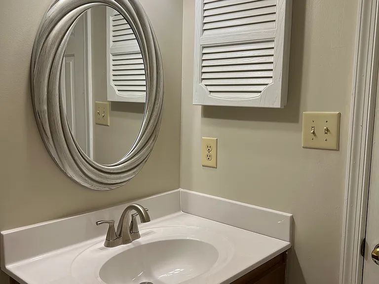 103 Hearthstone — Photo 11