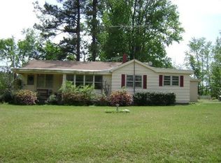 2010 Hells Island Rd, Emporia, VA 23847