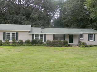 1610 Beaverdam Rd, Winterville, GA 30683