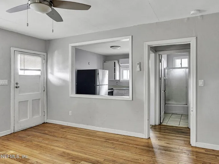 315 15th Ave N #1 — Photo 8