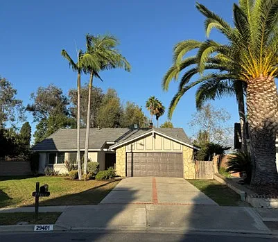 3 bed, 1945 sqft, $6,750 — Photo 1