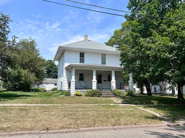 301 Park St, Reinbeck, IA 50669